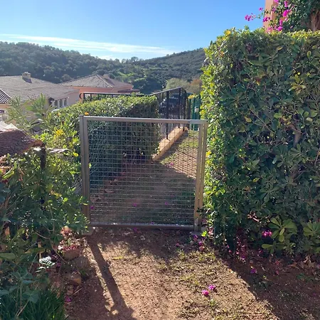 Cap Esterel Pierre Et Type 3 , 2 Rez De Jardin Cloture ,vue ,inclus Climatisation Place De Stationnement , Acces Aux Piscines ,animations Lejlighed
